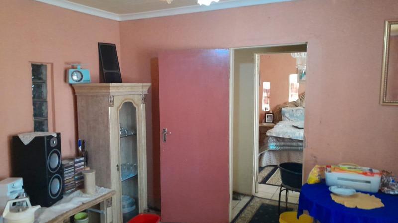 8 Bedroom Property for Sale in Harrismith Free State